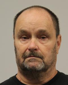 Raymond C Mangold Jr a registered Sexual Offender or Predator of Florida