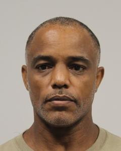 Robert L Moss Jr a registered  of Delaware