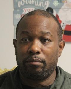 Lorenzo Woods a registered Sex Offender of Delaware