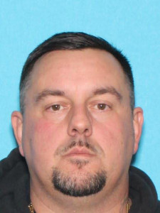 Travis William Lowry a registered Sex Offender of Michigan