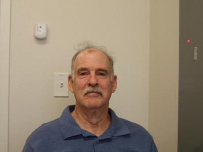 Lloyd Vernon Sperry a registered Sex Offender of New Mexico