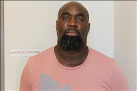Shun Lamont Lewis a registered Sex Offender of South Carolina