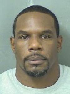 Eric Lavon Wakeley a registered Sexual Offender or Predator of Florida