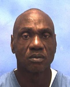 Robert Learoy Thomas Sr a registered Sexual Offender or Predator of Florida