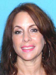 Lisa Robyn Marinelli a registered Sexual Offender or Predator of Florida
