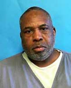 Elliott Dedon Hutchinson II a registered Sexual Offender or Predator of Florida