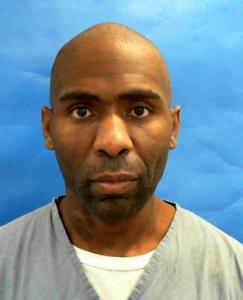 Robert Latarvious Tate Jr a registered  of Florida