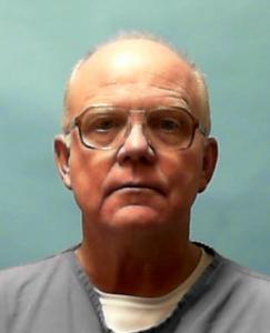 Robert Lucas Brackett a registered Sexual Offender or Predator of Florida