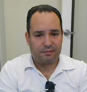 Omar Quinones Velez a registered Sexual Offender or Predator of Florida