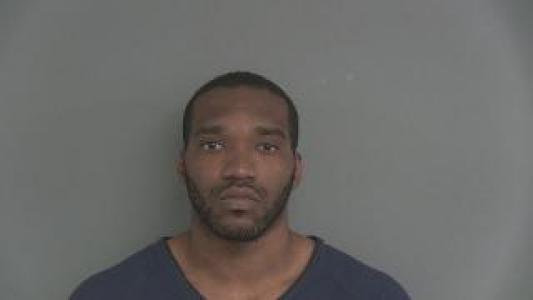 Trayvond Lemont Lee a registered Sexual Offender or Predator of Florida