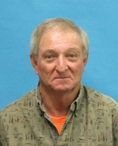 Lionel Willard Pearce Jr a registered Sexual Offender or Predator of Florida