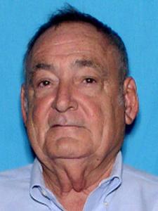 Kenneth Raymond Halscott a registered Sexual Offender or Predator of Florida