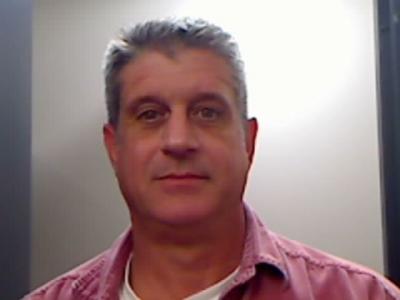 Robert T Hering a registered Sexual Offender or Predator of Florida