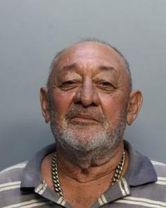 Esmerido Leon-garcia a registered Sexual Offender or Predator of Florida