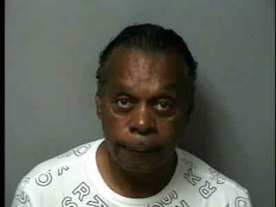 Donald Ricardo Fields a registered Sexual Offender or Predator of Florida