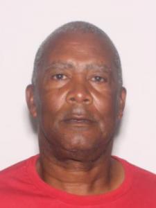 Raymond Lee Golden Jr a registered Sexual Offender or Predator of Florida