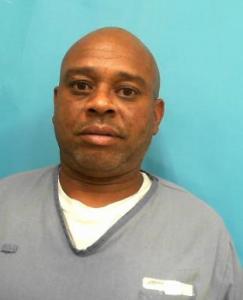 Lawrence Lamar Staten a registered Sexual Offender or Predator of Florida