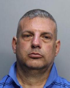 Jorge Luis Suarez a registered Sexual Offender or Predator of Florida