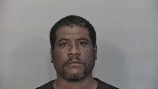 Lamont Eugene Woods a registered Sexual Offender or Predator of Florida