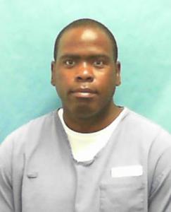 Roderick Elbert Washington II a registered Sexual Offender or Predator of Florida