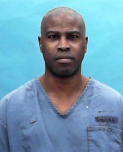 Solomon Edwards Jr a registered Sexual Offender or Predator of Florida