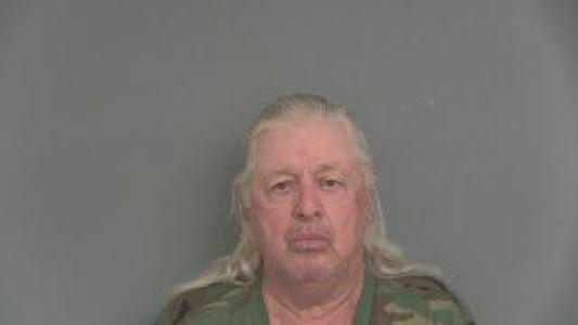 Eston J Carr Jr a registered Sexual Offender or Predator of Florida