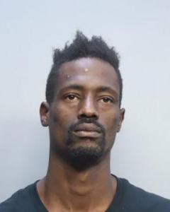 Michael Terome Holmes II a registered Sexual Offender or Predator of Florida