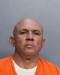 Gaspar Minardo Velazquez Avila a registered Sexual Offender or Predator of Florida