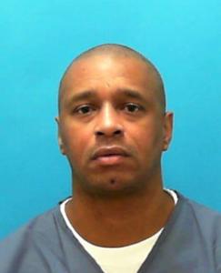 Darrus Deangelo Neal a registered Sexual Offender or Predator of Florida