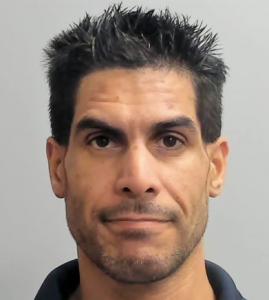 Leonardo Julio Nieves a registered Sexual Offender or Predator of Florida