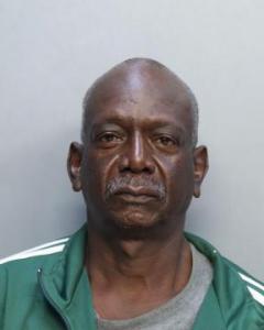 Darrell Thredrese Gibson a registered Sexual Offender or Predator of Florida