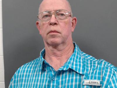 Donald Ray Burnau a registered Sexual Offender or Predator of Florida