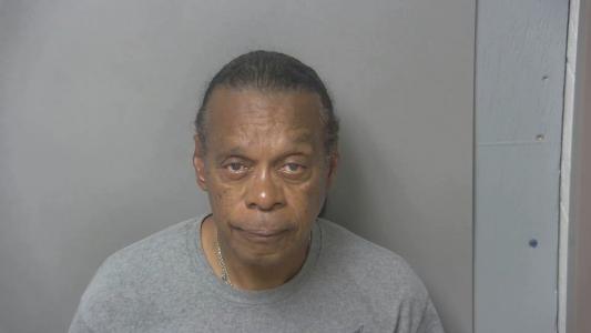 Donald Ricardo Fields a registered Sexual Offender or Predator of Florida