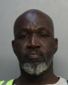 Tyrone Carter Hall a registered Sexual Offender or Predator of Florida