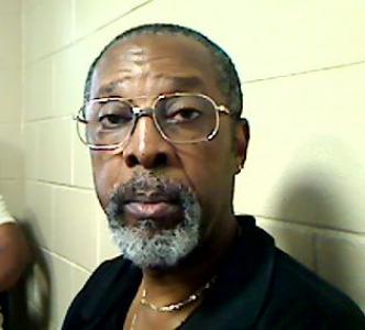 Extermeade Jones Jr a registered Sexual Offender or Predator of Florida