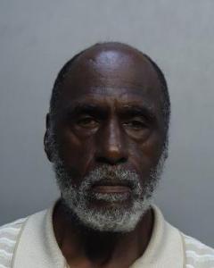 Benjamin Larry Mcfadden a registered Sexual Offender or Predator of Florida