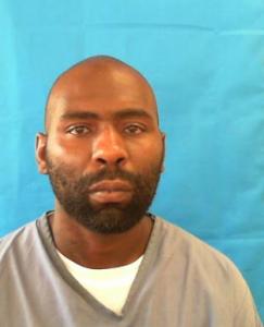 Robert Latarvious Tate Jr a registered  of Florida