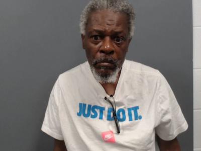 Reginald Renae Jones a registered  of Florida