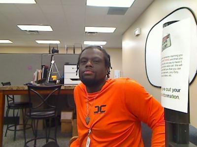 Demetrius Tremayne Jones a registered Sexual Offender or Predator of Florida