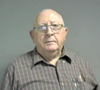 Billy Joe Luecke a registered Sexual Offender or Predator of Florida