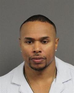 Lakarri Robert Byrd a registered Sexual Offender or Predator of Florida