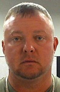 Douglas James Aldrich a registered Sexual Offender or Predator of Florida