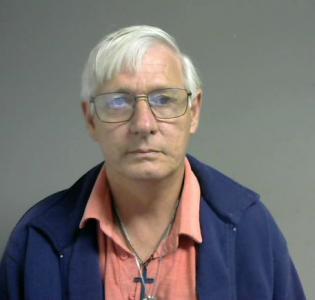 Dennis Mark Hodge a registered Sexual Offender or Predator of Florida