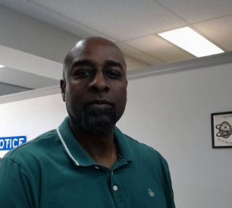 Norris Lennard Bonds a registered Sexual Offender or Predator of Florida