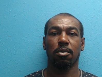 Rodrick Ronnie Redden a registered Sexual Offender or Predator of Florida