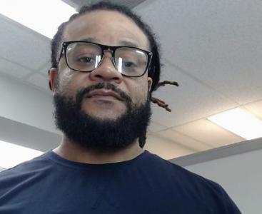 Leon Travoris Young a registered Sexual Offender or Predator of Florida