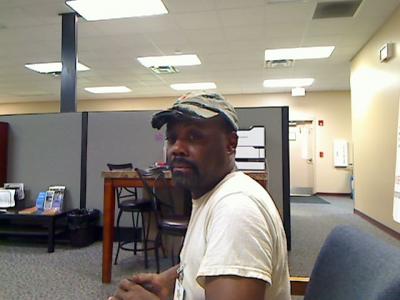 Joe Lewis Jones Jr a registered Sexual Offender or Predator of Florida