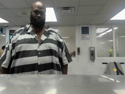 Raylando Desroy Smith a registered Sexual Offender or Predator of Florida
