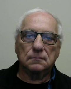 Howard Dewey La Course a registered Sexual Offender or Predator of Florida