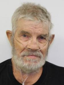 Ernest Daniel Holdredge a registered Sexual Offender or Predator of Florida
